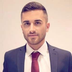 Lewis Pour Lewis Pour